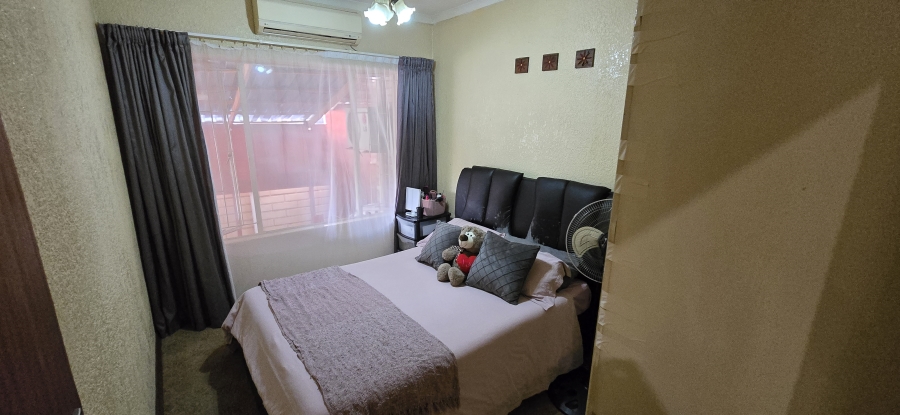 3 Bedroom Property for Sale in Geelhoutpark North West